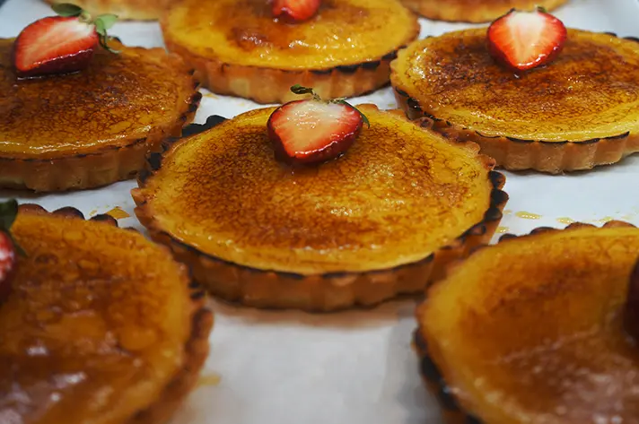 Tart Cakes with Strawberry from Bella Bakery